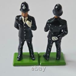 10 pieces of Toy soldiers Britain's 1986 English Policeman Bobby Metal Figure's