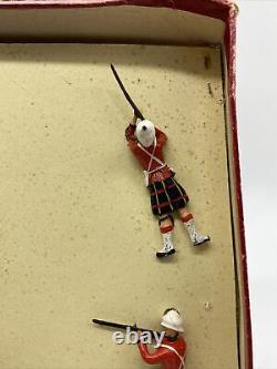 15 Britains Cameron Highlanders Soldiers Regiments All Nations Queens Piper