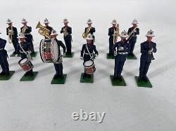 24x Vintage 1960s BRITAINS Eyes Right Band of The Royal Marines Plastic Figures