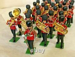 38 Britains Ltd Plastic Scottish Band, Horns, Drums Hand Painted