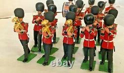 38 Britains Ltd Plastic Scottish Band, Horns, Drums Hand Painted