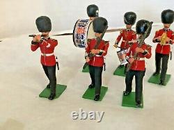 38 Britains Ltd Plastic Scottish Band, Horns, Drums Hand Painted