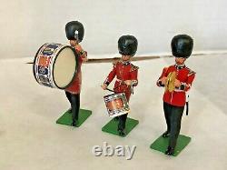 38 Britains Ltd Plastic Scottish Band, Horns, Drums Hand Painted