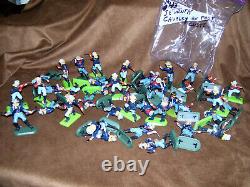 43 Pcs Vintage 1971 Britain's Deetail 7th Cavalry on Foot Gen Custer