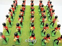 46 Britains Metal Soldiers Britains Grenadier Guards Bandsmen On Plynth (3433)