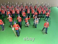 52 pcs BRITAINS EYES RIGHT Toy Soldier Lot British Line Infantry & Drums Bugles