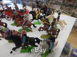 54mm Britains Detail mounted Cowboys and Buckboard Toy Soldiers