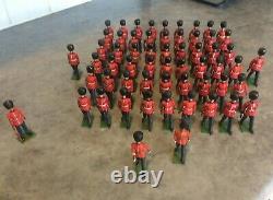 58 BritainsHerald 1/32Scale Eyes Right Marching Soldiers of the ColdstreamGuards