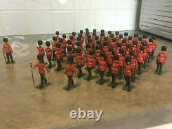 58 BritainsHerald 1/32Scale Eyes Right Marching Soldiers of the ColdstreamGuards