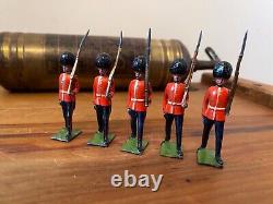 5x Antique Vintage Rare Articulated Britains Household Foot Guards Lead Soldiers