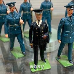 8 Lot BRITAINS BRITISH ROYAL AIR FORCE RAF DRESS UNIFORM TOY SOLDIER Lead 60-70s