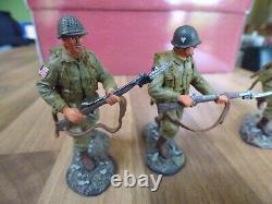 9 Figures WILLIAM BRITAIN Toy Soldier Set US STRIKE ATTACK 17595 EXCELLENT COND