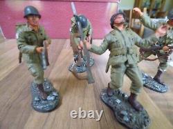 9 Figures WILLIAM BRITAIN Toy Soldier Set US STRIKE ATTACK 17595 EXCELLENT COND