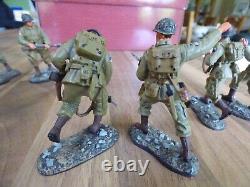 9 Figures WILLIAM BRITAIN Toy Soldier Set US STRIKE ATTACK 17595 EXCELLENT COND