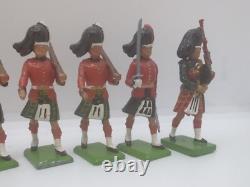 9x BRITAINS COLLECTORS EDITION HIGHLANDER SCOTTISH TOY SOLDIERS KILTS