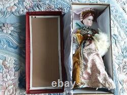 Anne Boleyn porcelain Henry VIII doll, in original box