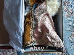 Anne Boleyn porcelain Henry VIII doll, in original box