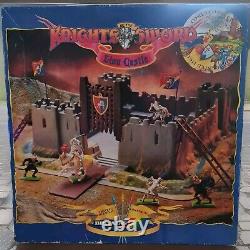 BNIB 1989 Britains Deetail Knights of the Sword Lion Castle playset
