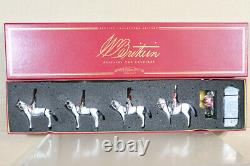 BRITAINS 00075 The BRITISH MOUNTED SCOTS GREYS SET MINT BOXED nz