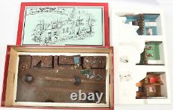 BRITAINS 00159 WW1 BOMBED STREET SCENE Special Collectors Edition Diorama Set