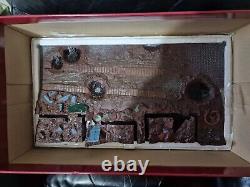 BRITAINS 00159 WW1 BOMBED STREET SCENE Special Collectors Edition Diorama Set