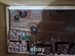 BRITAINS 00159 WW1 BOMBED STREET SCENE Special Collectors Edition Diorama Set