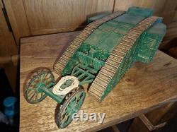 BRITAINS 08946 BRITISH TANK MARK 1'MOTHER MALE' WWI 1/32 Scale