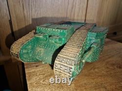 BRITAINS 08946 BRITISH TANK MARK 1'MOTHER MALE' WWI 1/32 Scale