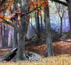 BRITAINS 16136 A Clear Shot Native Warrior Firing from an Autumn Tree