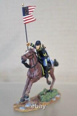 BRITAINS 17371 AMERICAN CIVIL WAR MOUNTED UNION CAPTAIN & GUIDON BEARER SET oi