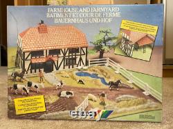 BRITAINS 1988 FARMHOUSE AND FARM YARD SET 4712 (Missing Oak Tree)