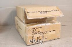 BRITAINS 40293 The BAND of the ROYAL MARINES MARCHING BAND MINT BOXED ol