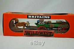 BRITAINS 7617 WILD WEST Detailed BUCKBOARD WAGON & HORSES Mint in Box
