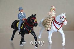 BRITAINS 8678 CIRCUS HIGH SCHOOL RIDERS MINT BOXED od
