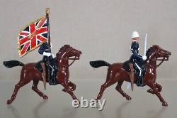 BRITAINS 8806 BRITISH The DUKE of CAMBRIDGE'S OWN 17th LANCERS with COLOURS oc