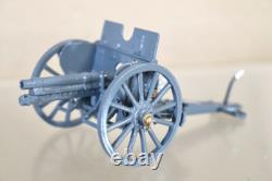BRITAINS 8924 WWI GERMAN 7.7 PDR GUN & LIMBER with SERVICE DETACHMENT BOXED nz