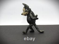 BRITAINS ANTIQUE 1920s VERY RARE LEAD WALKING FELIX THE CAT FIGURE