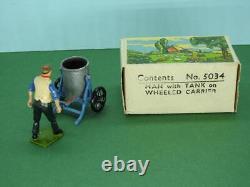 BRITAINS BOXED 1948 LEAD FARM SERIES No. 5034 MAN WITH TANK ON WHEELED CARRIER NM