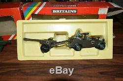 BRITAINS DEETAIL 9788 & 9787 GERMAN VW KUBELWAGEN PAK GUN land rover & gun RARE