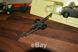 BRITAINS DEETAIL 9788 & 9787 GERMAN VW KUBELWAGEN PAK GUN land rover & gun RARE