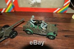 BRITAINS DEETAIL 9788 & 9787 GERMAN VW KUBELWAGEN PAK GUN land rover & gun RARE