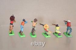 BRITAINS DEETAIL JOB LOT of AMERICAN WILD WEST COWBOYS & INDIANS MEXICANS 29om