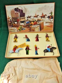 BRITAINS DUOCROWN WILD WEST UNUSED BOXED LEAD 1953 N AMERICAN INDIANS SET No. 23s
