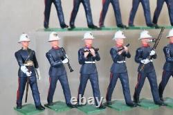 BRITAINS EYES RIGHT 29 x BRITISH ROYAL MARINES MARCHING BAND od