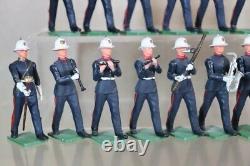 BRITAINS EYES RIGHT 29 x BRITISH ROYAL MARINES MARCHING BAND od