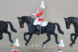 BRITAINS EYES RIGHT 7830 ROYAL HOUSEHOLD MOUNTED LIFE GUARDS BOXED oe