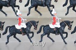 BRITAINS EYES RIGHT 7830 ROYAL HOUSEHOLD MOUNTED LIFE GUARDS BOXED oe