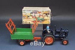 BRITAINS FARM #128F FORDSON MAJOR E27N TRACTOR & #130F TRAILER (Tatty Box)