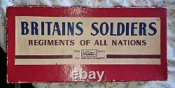 BRITAINS HOLLOWCAST SET NO. 2084 COLOUR PARTY OF THE SCOTS GUARDS Painted Metal