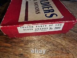 BRITAINS HOLLOWCAST SET NO. 2084 COLOUR PARTY OF THE SCOTS GUARDS Painted Metal